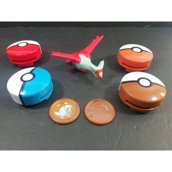 2019 McDonald's Pokemon Pokeball Shooter Happy Meal Toy Lot of 4 and 2018 Latias - Picture 1 of 10